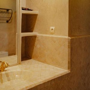 Chambre Standarde Lit King-Size