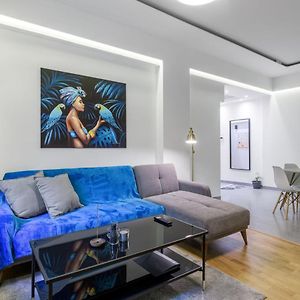 Hubstay - Kolonaki Central Luxury Suite In Athens - 5 Mins Walk To Syndagma, Ermou