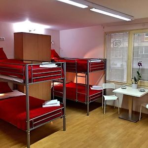 Dormitory Room Mixed