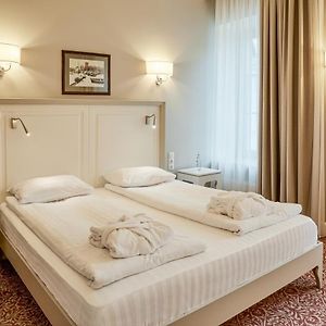 Chambre Exécutive Lit King-Size