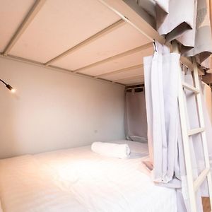 Dormitory Room Mixed