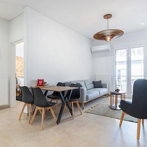 Appartement à 2 Chambres à Coucher