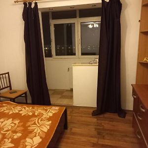 Chambre Budgétée Lit King-Size