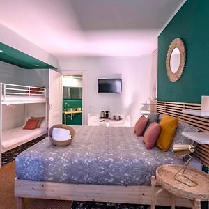 Mahamo Suites