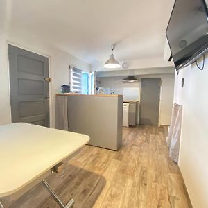 Appartement à 2 Chambres à Coucher