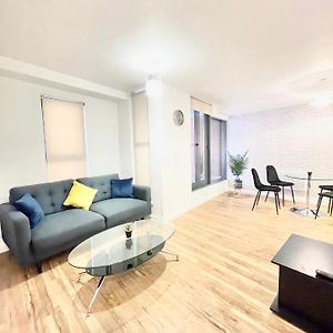 Appartement à 2 Chambres à Coucher