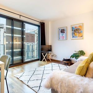 Appartement à 2 Chambres à Coucher