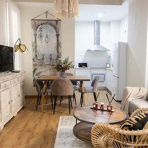 Writer'S Home By Cadiz Time