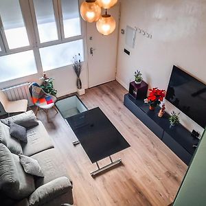 Appartement à 2 Chambres à Coucher