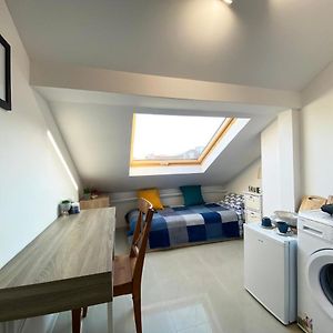 Lk17 - Loft In The Center