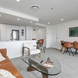 Qv Modern Upscale Apartment - 1012