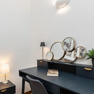 Appartement à 2 Chambres à Coucher