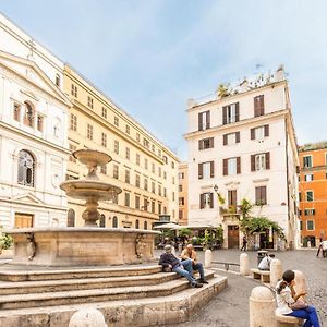 Colosseum Apartment