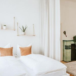 Appartement à 2 Chambres à Coucher