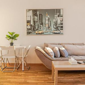 Appartement à 2 Chambres à Coucher