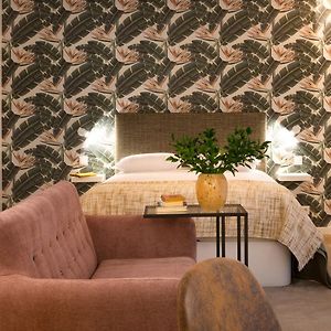 Strelitzia Apartment, By Bolhao Residences