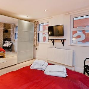 Whole House In Central Camden Town