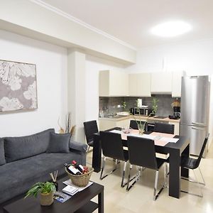 Acropolis Super Cosy Apartment