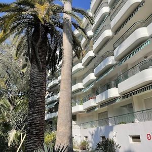 Cannes 100 Metres De La Plage