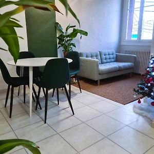 Appartement à 2 Chambres à Coucher