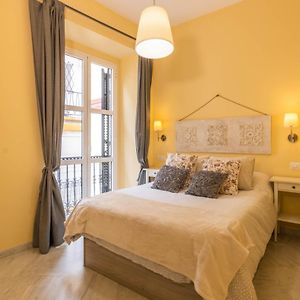 Appartement à 3 Chambres à Coucher