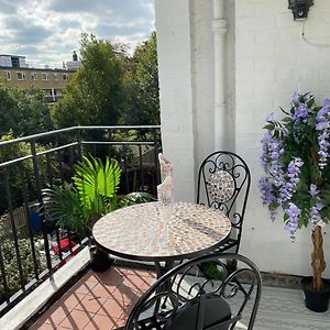 Cosy 3 Bed Flat Ideal For Trips To London