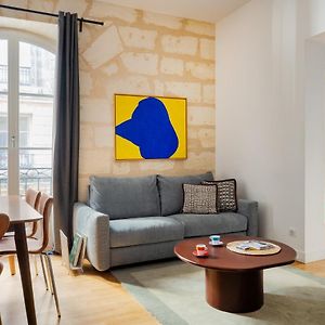 Appartement à 2 Chambres à Coucher