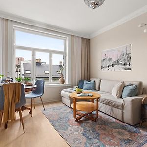 Appartement à 2 Chambres à Coucher