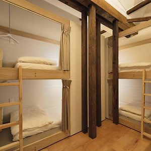 Dormitory Room Mixed