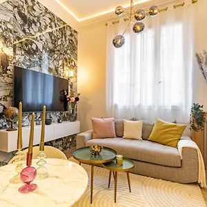 Le Studio Des Champs Elysees