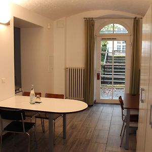 Studio au Sous-Sol