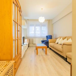 Appartement à 3 Chambres à Coucher