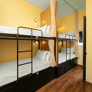 Dormitory Room Mixed