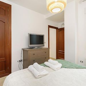 Apartamento Para Vivir Granada Con Parking