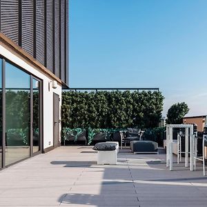 Easyhomes-Central Tower
