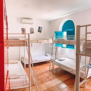 Dormitory Room Mixed