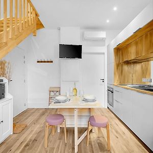 Magnificent Duplex Very Well Located