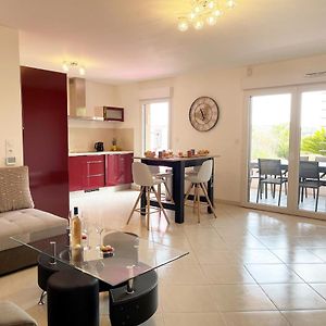 Appartement à 2 Chambres à Coucher