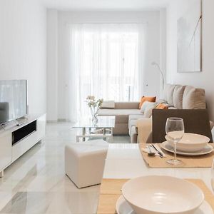 Appartement à 3 Chambres à Coucher