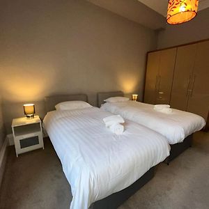 Appartement à 3 Chambres à Coucher
