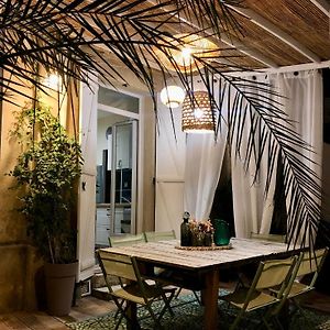 Suite à 2 Chambres à Coucher