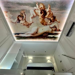 JACUZZI Luxury Suites