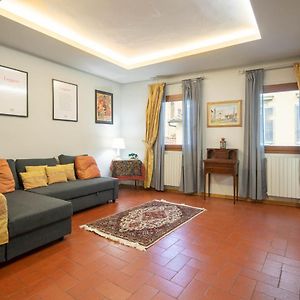 Appartement à 3 Chambres à Coucher