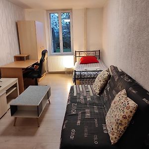 Appartement Calme Dans Quartier Residentiel.