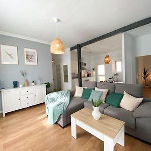 Appartement à 3 Chambres à Coucher