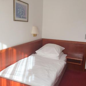 Chambre Standarde Simple