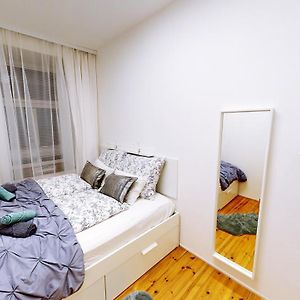 Appartement à 3 Chambres à Coucher