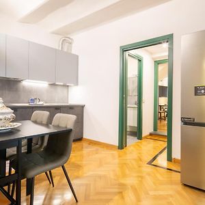 Tintori Apartment