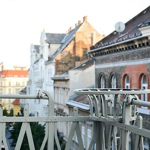 Papnoevelde Royal Inn @Inner City