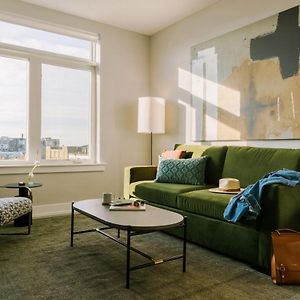 Appartement à 2 Chambres à Coucher